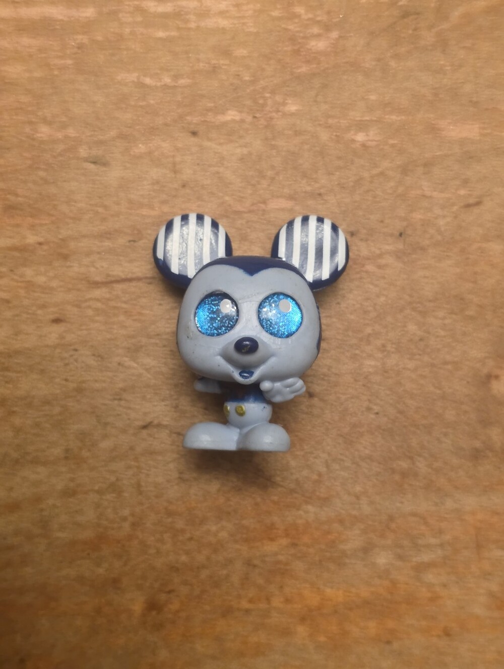 Disney Doorables Mickey Mouse Years Of Ears Collection Peek. Train Engineer 1.5”